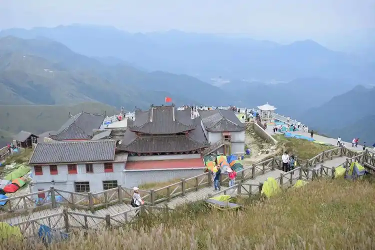 武功峡穿越到武功山金顶