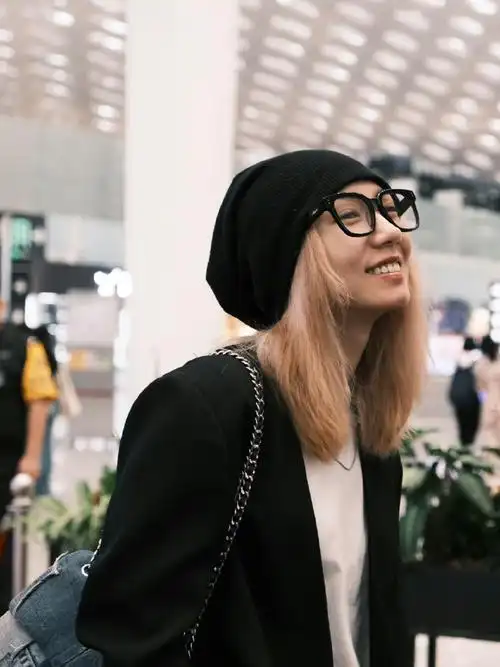 emotionalworldicon##emotionalworld##孟美岐##机场##emotional