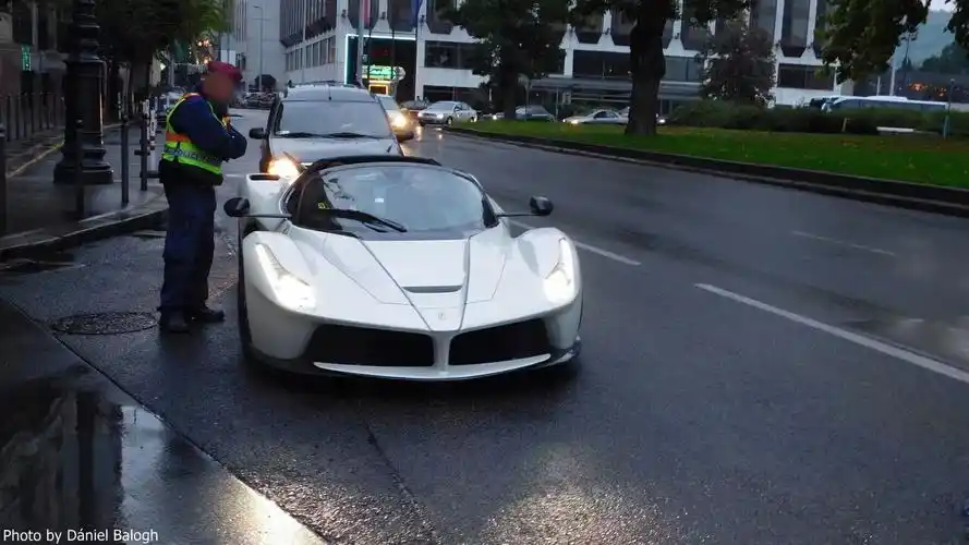 贵族,现代,时尚◢跑车◢街拍,原创,生活,◢意境 ,壁纸,锁屏,酷炫,流行