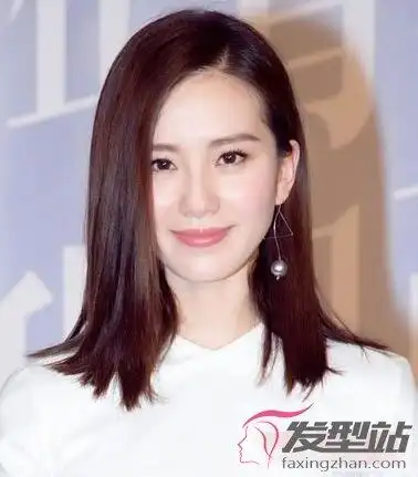 好看的齐肩直发发型简约又温柔散发女人味