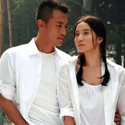 图揭小宋佳的两任老公照片