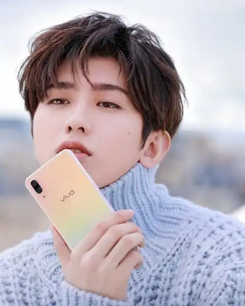 蔡徐坤##蔡徐坤新歌afterglow