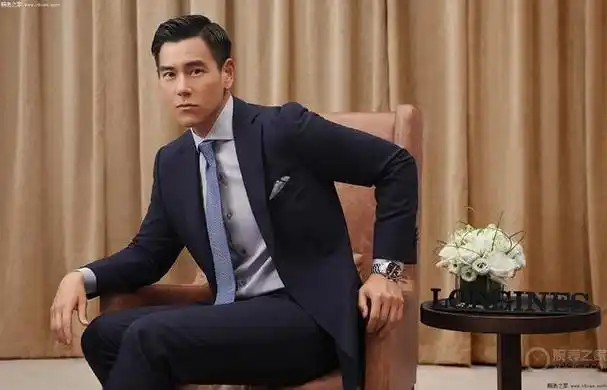 [腕表之家 品牌新闻]浪琴表优雅形象大使彭于晏佩戴全新先行者系列飞