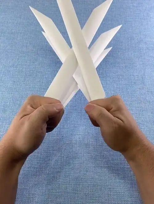 用a4纸折金刚狼爪好看又好玩