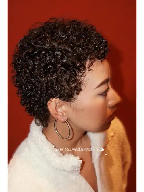 绝女生超短全头美式小卷