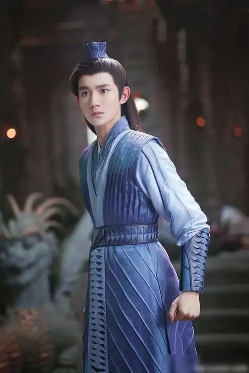 大主宰王源壁纸分享满分100分你给王源的古装扮相打几分
