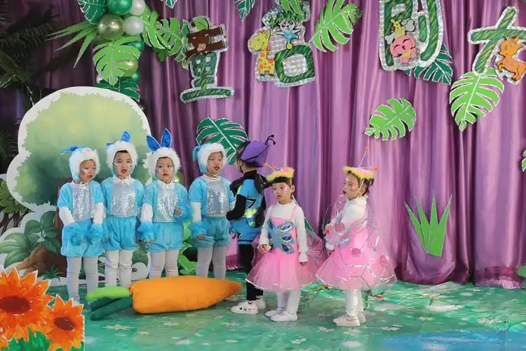 铁路小学附属幼儿园小二班第十四届童话剧,第四届情景剧～精彩演出