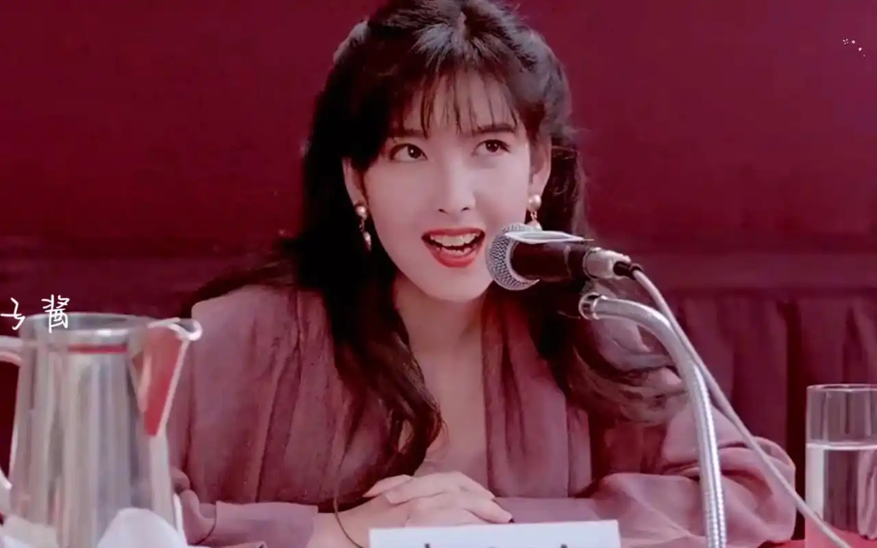 惊艳了时光的美人 周慧敏