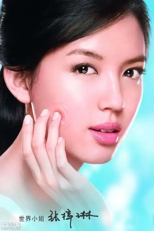 欧莱雅代言人 张梓琳