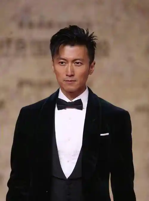 邓超黑了,黄晓明瘦了,朱亚文差点认不出_状态_年纪_不知道