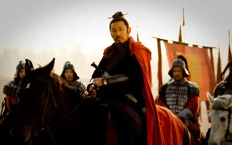 楚汉传奇我们从项羽与刘邦的身上能够非常明显地看到这一点.