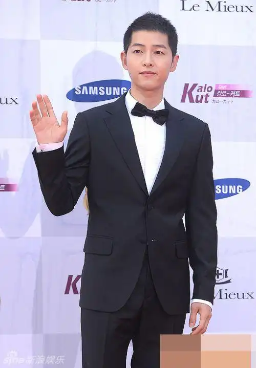 2016首尔国际电视节宋仲基夺视帝 好资讯