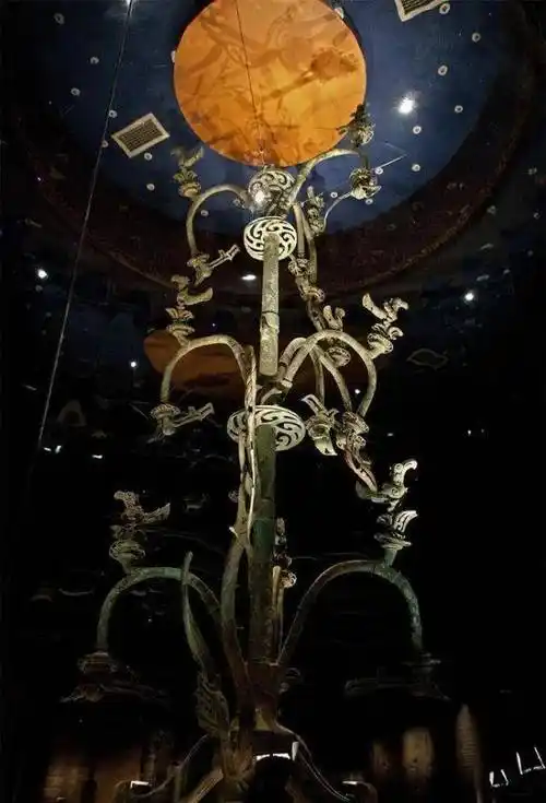 专家:竟然是五千年前古人制造_青铜_三星堆遗址_文明