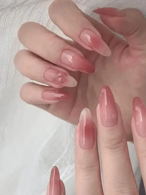 150款巨好看的夏日美甲!清凉显手白,短甲也能做!_款式_指甲_手指头