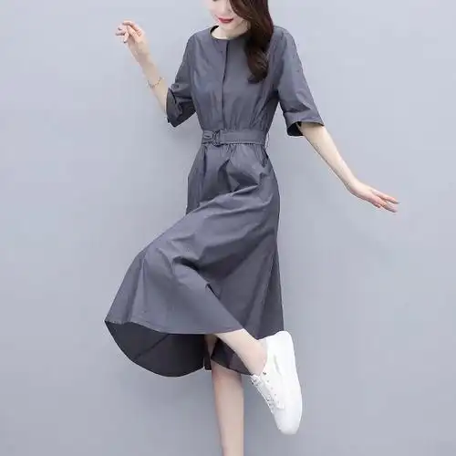 连衣裙女夏2021年新款收腰修身显瘦气质今年流行法式复古夏天裙子