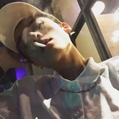 简单耐看的真人男头像图片超拽霸气男生气质高清图片大全