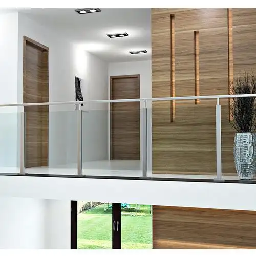 铝合金玻璃栏杆出口 澳洲别墅中庭钢化玻璃栏杆 铝合金卡槽立柱