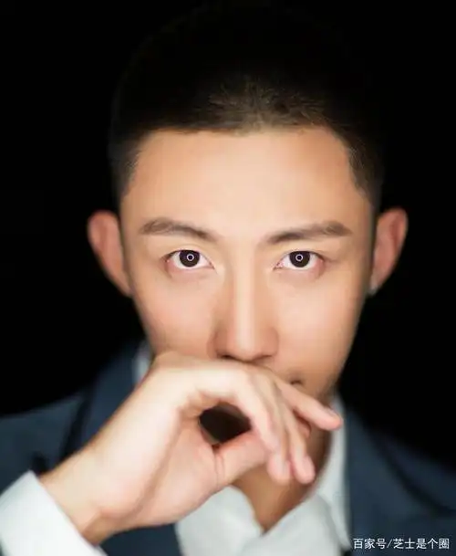 肖战,王一博接连剪寸头皆因黄景瑜 黄景瑜是来娱乐圈练兵的吗