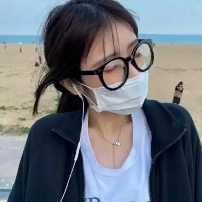 戴口罩女头像好久没登陆这个软件了希望有人喜欢呐