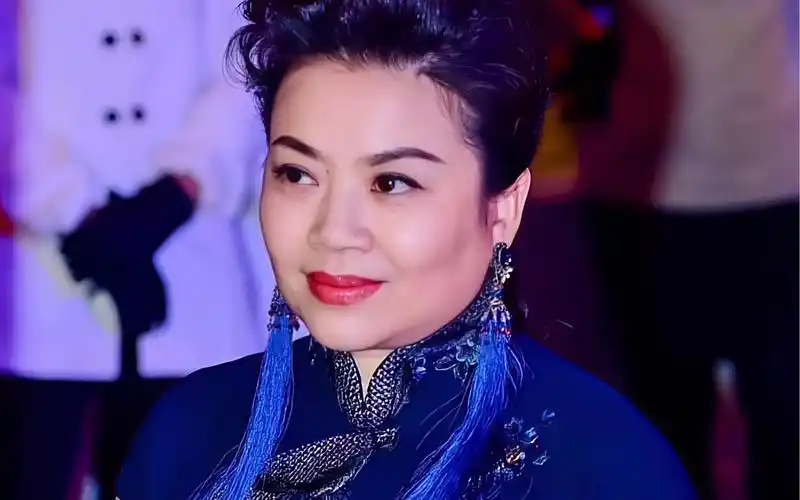 2021东润慈善夜——张也《高天上流云》_哔哩哔哩_bilibili