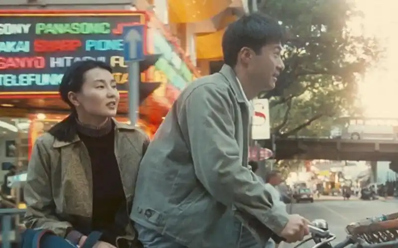 甜蜜蜜黎明和张曼玉骑单车这一段承载了无数人的回忆