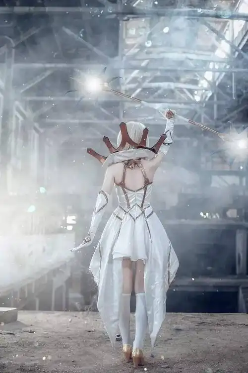 每日鉴赏娇艳欲滴社会名流乐芙兰小姐姐