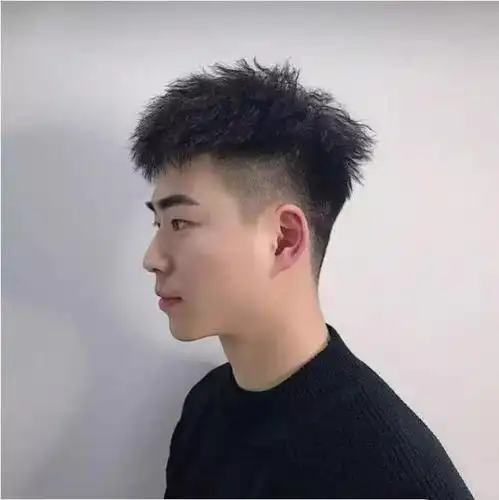 谁说是"渣男"锡纸烫?应该算潮男锡纸烫,帅气迷人造型更有自信