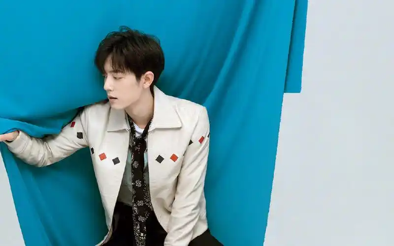 肖战帅气写真图片桌面壁纸