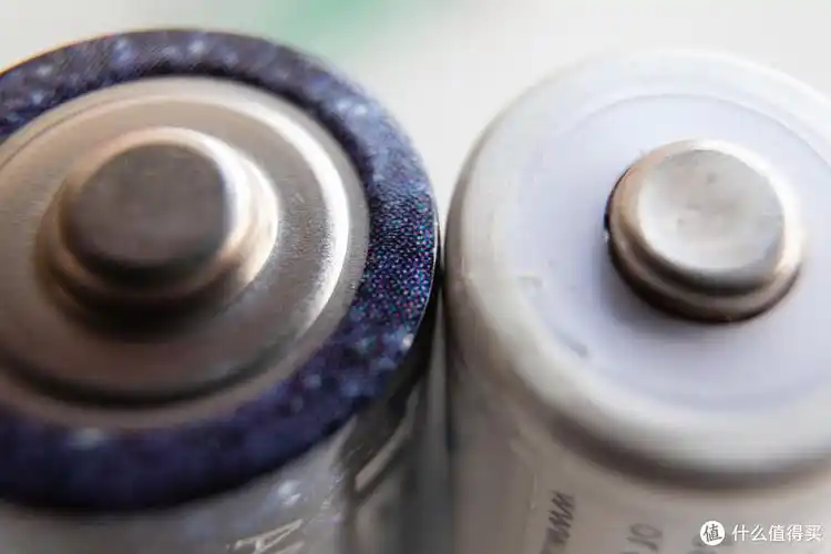 南孚镀金车钥匙用纽扣电池tenavolts5号aa充电锂电池拆解测评