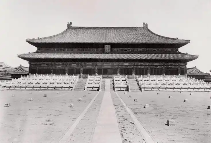 故宫博物院光影百年故宫老照片特展