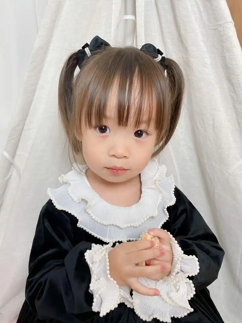 女童短发蘑菇头扎头发9415集|可爱发型 我女儿现在是蘑菇头发型