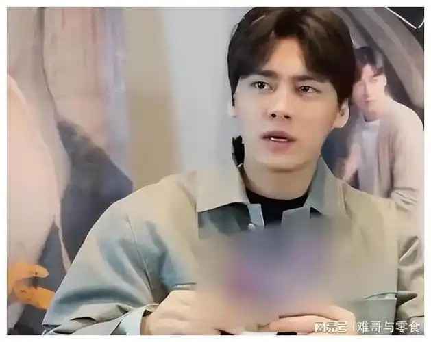 "退网"不到1年,再看李易峰现在的"窘境",他很可恨也很可悲