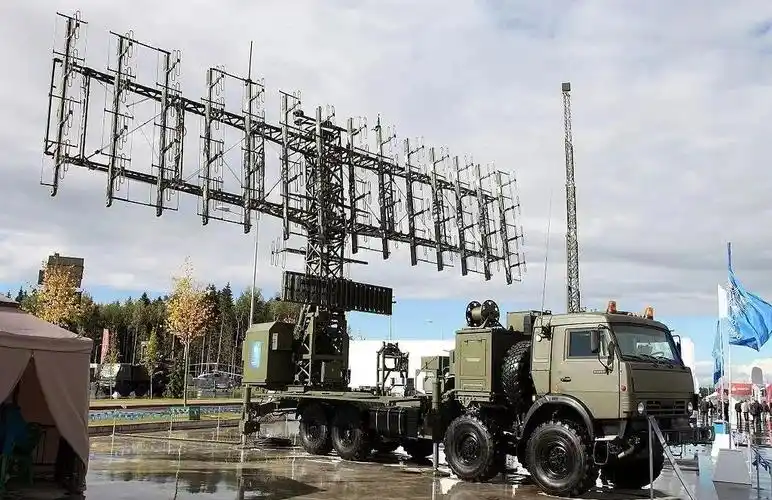 "铌-sv"高机动米波预警雷达