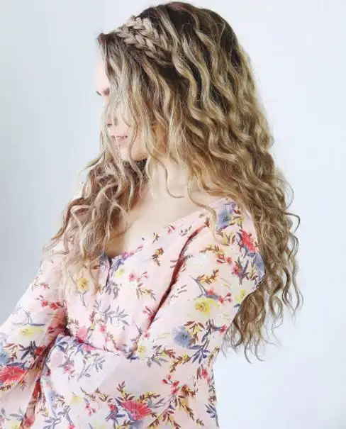 爆炸小卷烫发型推荐 时髦洋气越烫越美_女生烫发 - 美发站