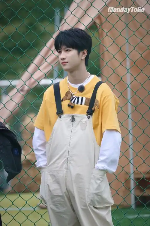 敖子逸超燃美食记