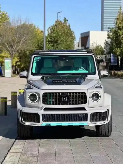 奔驰巴博斯g800全车b7级防弹定制中