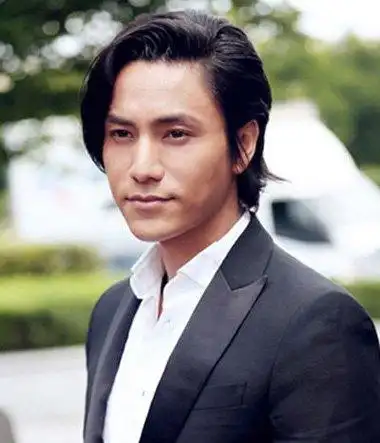 男生发型长鬓角 2016男生长鬓角发型图