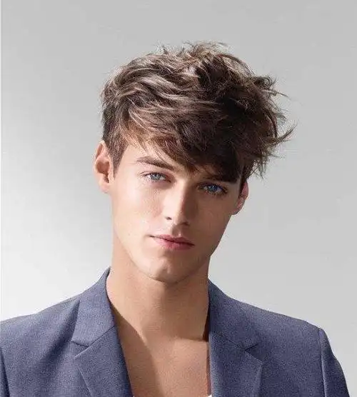 女生喜欢的男士发型,干净利落颜值会晋升很多