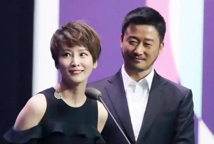 2013年,吴京父亲家里被偷,吴京发了条微博,小偷吓得物归原主_谢楠