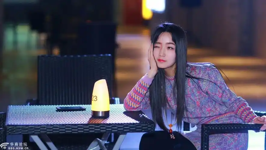 夜景美女徐靖文