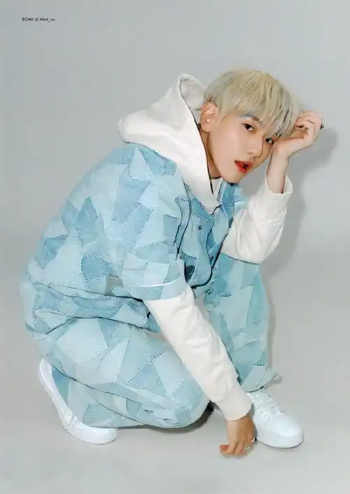 伯贤超话@baekhyunee7#边伯贤#bbh bbx  240227【mint_ee_0】exocial