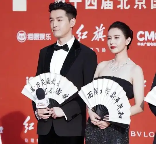 吴君如真空造型大胆吸睛,娄艺潇脸肿引猜测,谭卓皮肤状态引热议