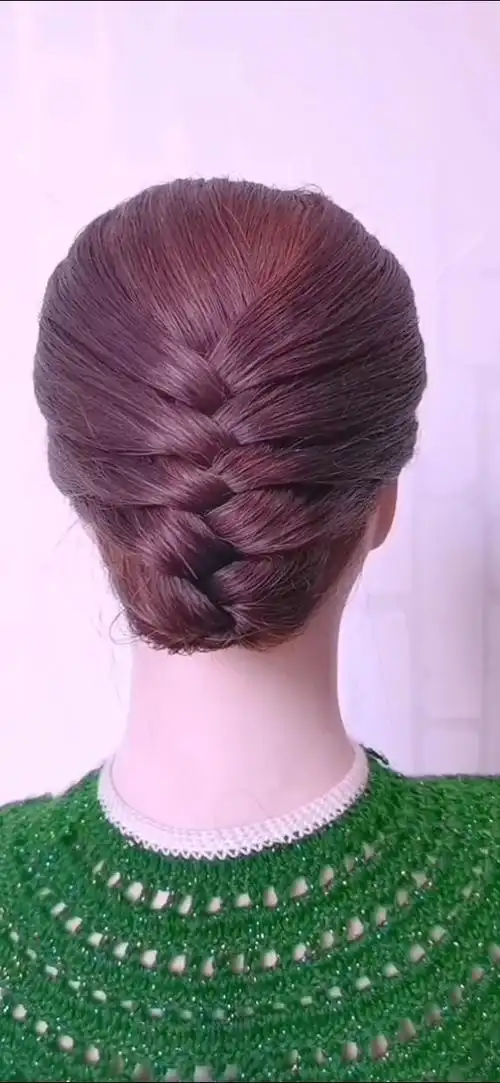 短发鱼骨辫,这样盘更端庄