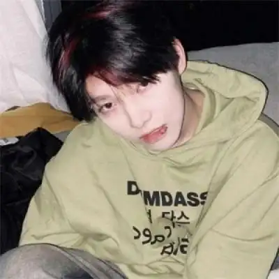 冷酷男生头像帅气图片男生个性真人高清头像图片大全