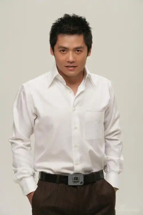 林熙越热拍《航班几点起飞》称吃苦不算什么