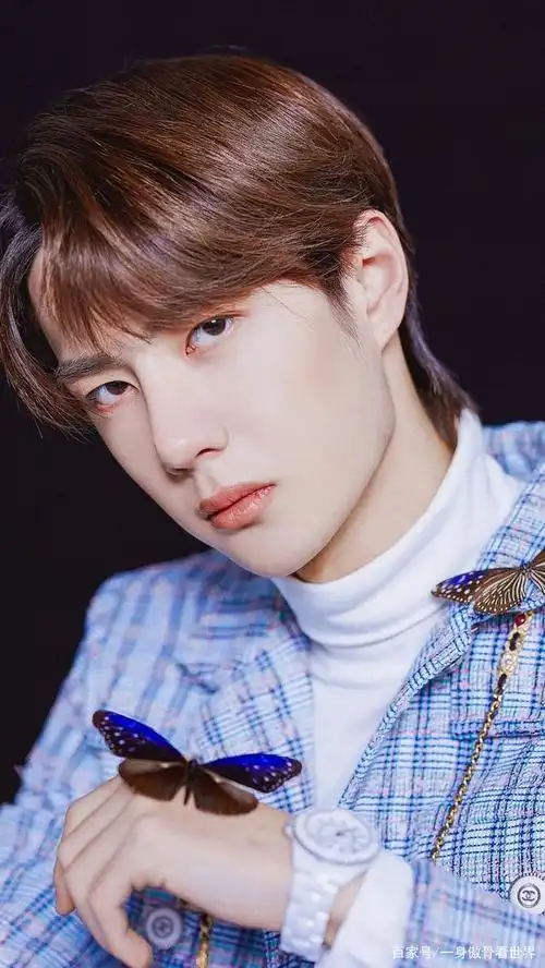 热门综艺《这就是街舞3》演员王一博爆帅照片更新一波