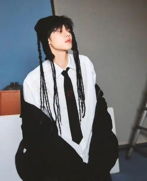 崔然竣五代insking