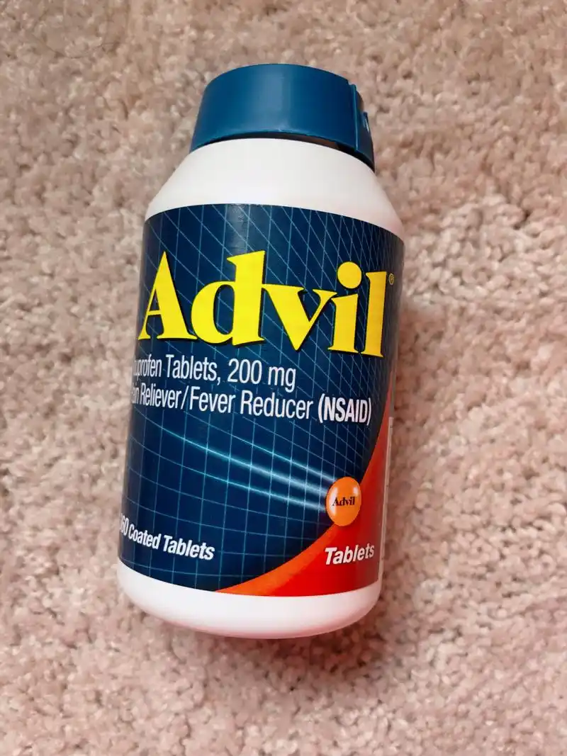 advil-美国最好的喉咙消炎药 【家中常备药】advil是布洛芬缓释的一种