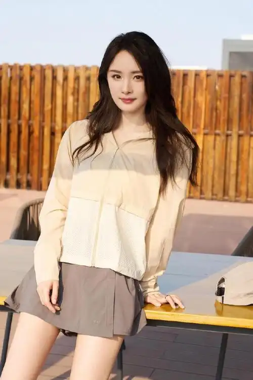 杨幂:波折成长路,平常心追梦,幸福由己创