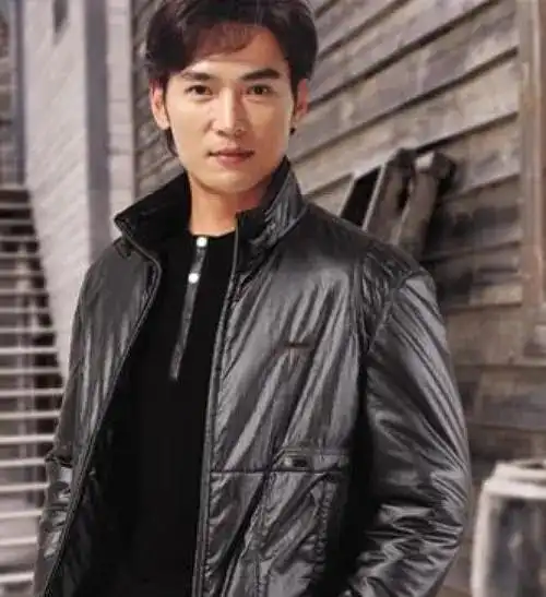 古装美男焦恩俊,却跟"60岁大妈"拍吻戏,我们都欠他一个影帝